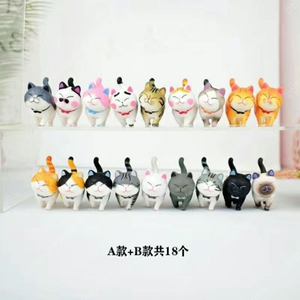 고양이 피규어 18마리