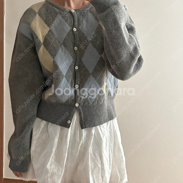 언더비 메이비 아가일 가디건 올드머니룩 드뮤어룩 출근룩...--1