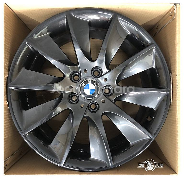 BMW 5시리즈 F바디 터빈 18인치 고스트크롬 휠 5...--2