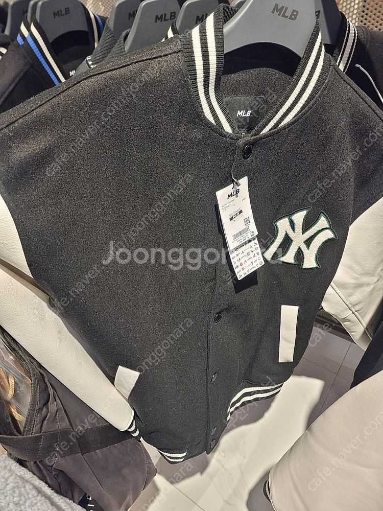 MLB 엠엘비 기본바시티자켓 새상품 진짜저렴히판매해요!...--2