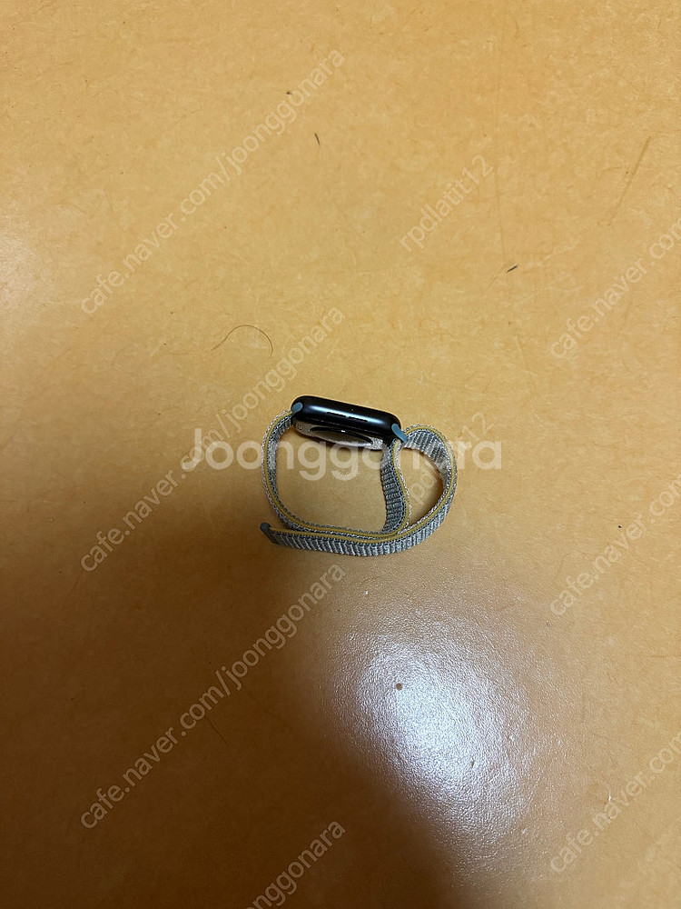애플워치se 나이키에디션 44mm 팝니다.--0
