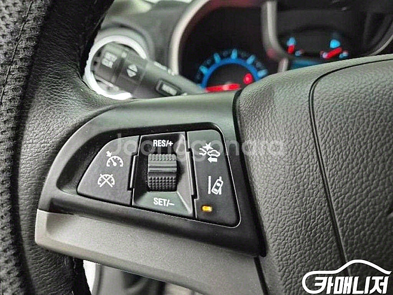 [쉐보레]올란도 LPGI LTZ 세이프티팩 (7인승) 2015 년 LPG 중고차 전액할부 중고차리스 중고차수출--6