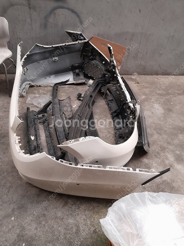 전기형 s63 앞뒤 범퍼 (머플러 팁 미포) (정품)--2