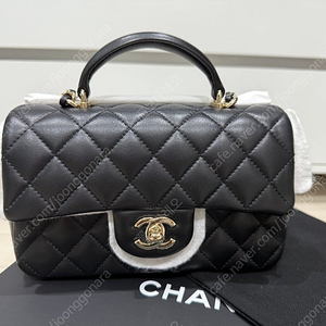 샤넬 뉴미니 탑핸들