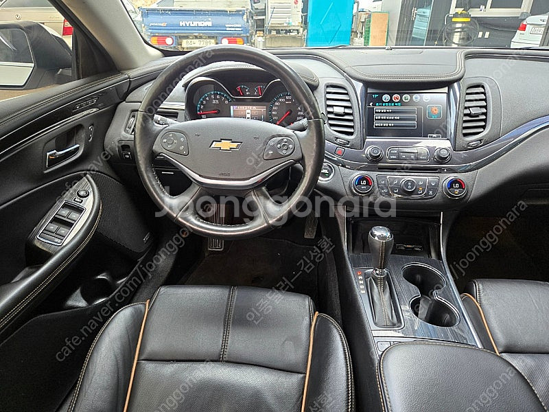 17년식 쉐보레 임팔라2.0 LTZ 휘발유 오토 퍌아요...--8