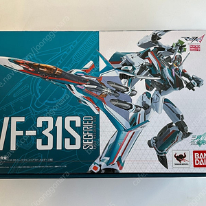 DX 초합금 VF-31S 지크프리드 아라드 묄더스기 아머드 파츠 일괄 판매합니다.