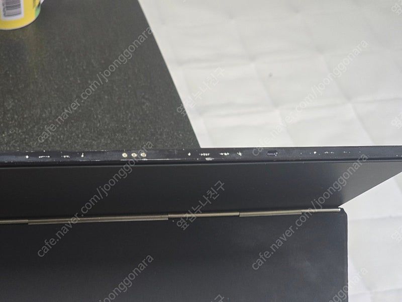 삼성 갤럭시탭s7+ 256기가 미스틱 블랙 wifi 팝니다. 정품 키보드 커버 포함--5