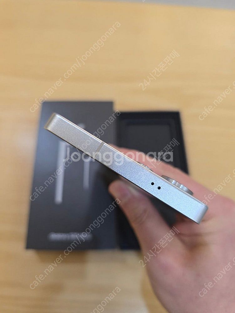 갤럭시s25울트라화이트512gb 자급제단순개봉미사용판매...--3