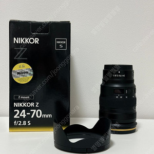 니콘 nikon z 24-70 f2.8 렌즈 판매합니다. (아크레스트2 골드 포함)