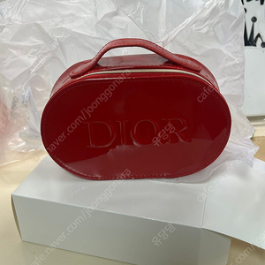 디올 뷰티 에나멜 레드 파우치 코스메틱 파우치