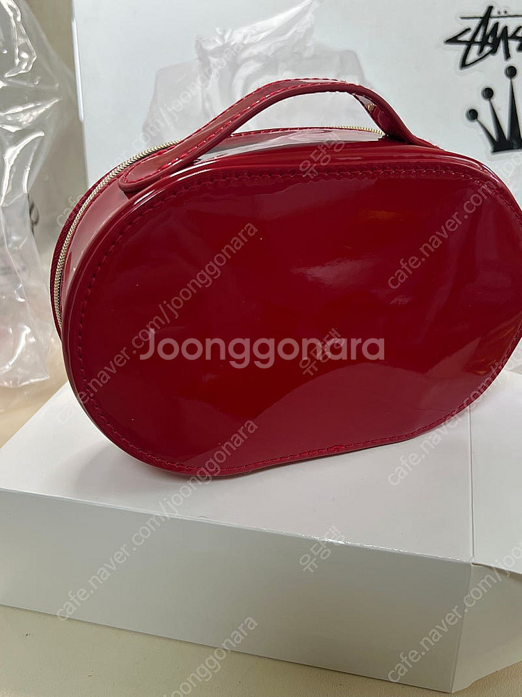 디올 뷰티 에나멜 레드 파우치 코스메틱 파우치--1