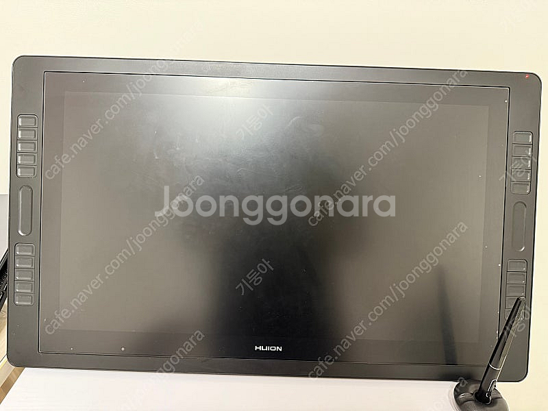 Kamvas pro 24 팝니다.--0