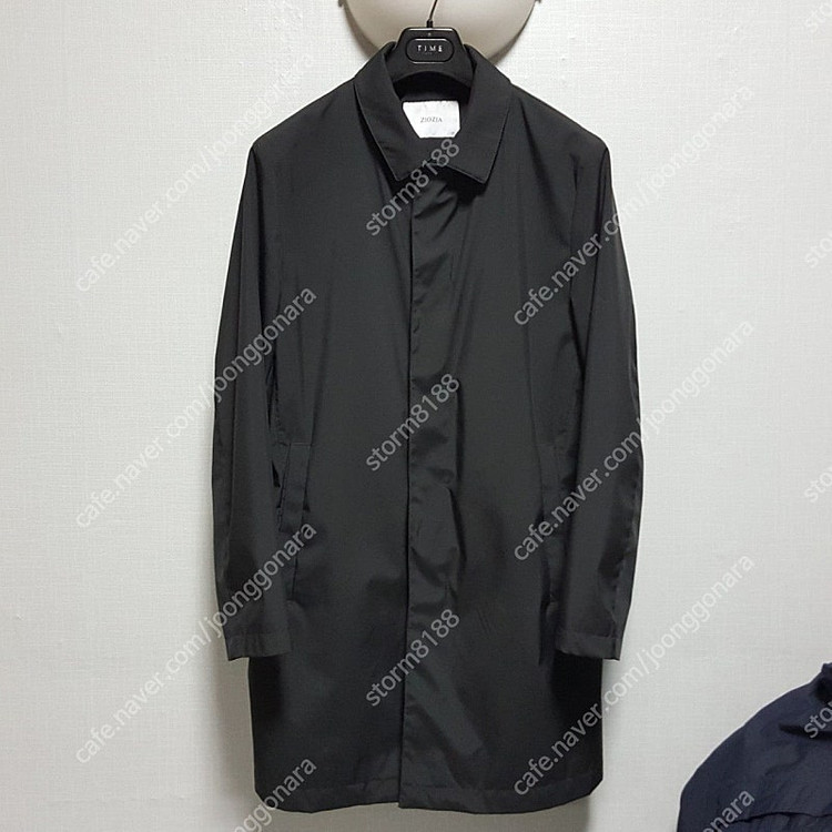 100호 김수현 지오지아 남성 블랙 맥코트 남자 트렌치코트 앤드지 버버리 지오송지오 솔리드옴므 타임옴므 띠어리 티아... 이미지