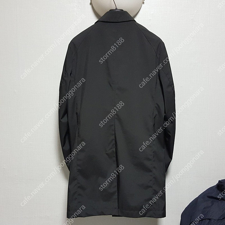 100호 김수현 지오지아 남성 블랙 맥코트 남자 트렌치코트 앤드지 버버리 지오송지오 솔리드옴므 타임옴므 띠어리 티아... 이미지