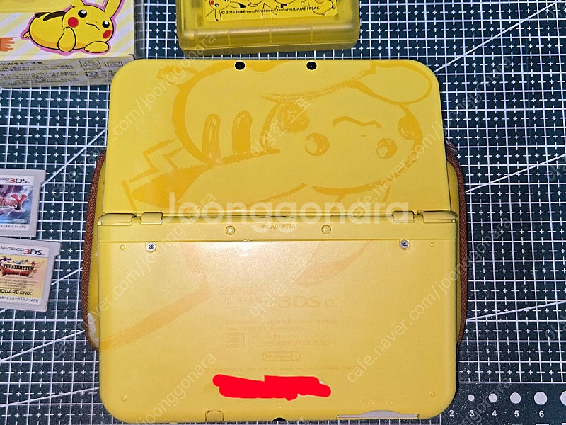 new 닌텐도 3DS LL 피카츄 옐로 + 구성품 일체--1