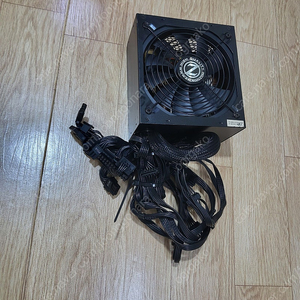 마이크로닉스 500w 2개 / 잘만 700w 25000원 2개 / 정리중
