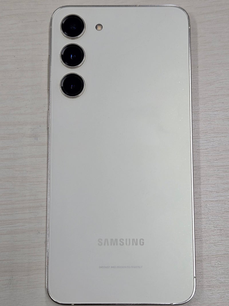 갤럭시 S23플러스 크림색상 256용량 상태좋은 무잔상...--0