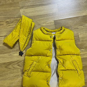 밍크뮤 덕다운 패딩조끼