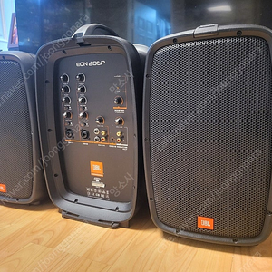 JBL EON206P 포터블 스피커