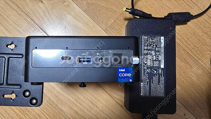 Nuc11PAH i5 팝니다.--2