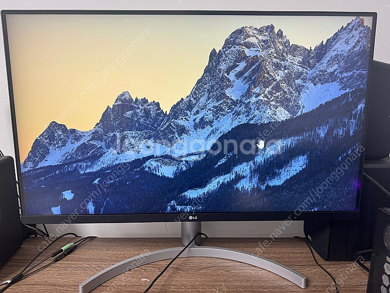 LG 32UN650 32인치 4K UHD 모니터 팝니다--0