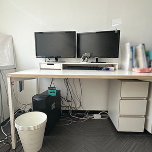 [중고 판매] 데스커 DESKER 책상 판매합니다