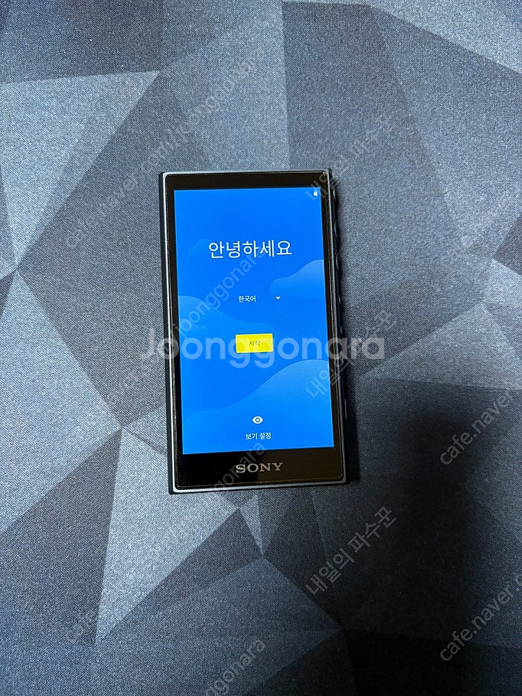 SONY 워크맨 NW-A107 64G 팝니다.--0