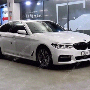 ★특가★ 3,280만원 BMW 5시리즈(7세대) 520d xDrive M스포츠팩 플러스