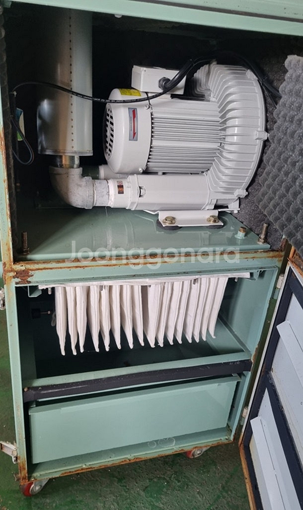 백필터 집진기 (1.75Kw) 2.3마력 3상 220V--8