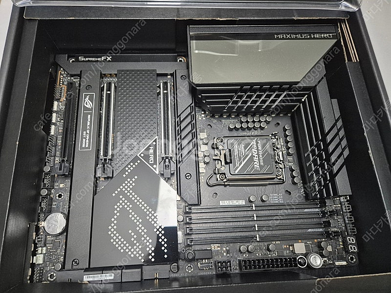 ASUS ROG Maximus Z690 HERO 판매--3