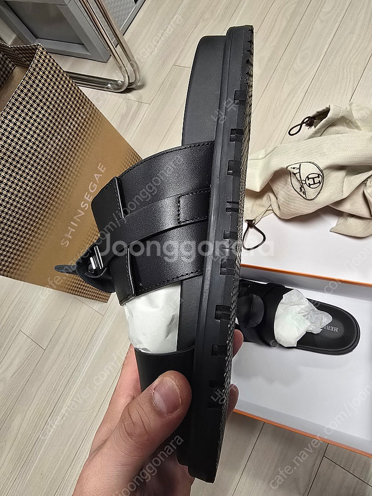 에르메스 잭슨 슬리퍼 42사이즈 새상품 밑창보강 완료--2