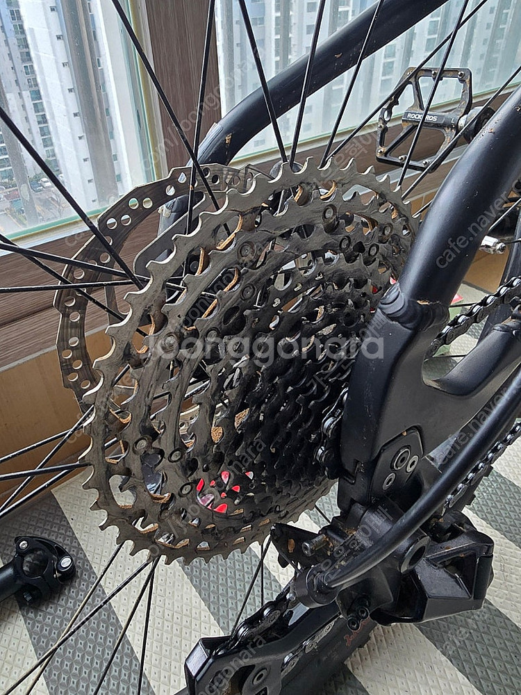 첼로 xc60 emtb--6