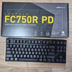 레오폴드 fc750r pd 갈축팝니다