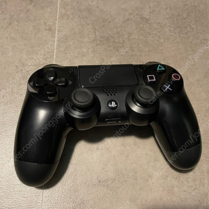 [PS4] 듀얼쇼크 4 블랙 구형 17,000원에 판매합니다
