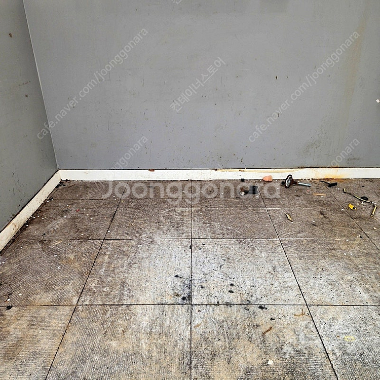 대신면 리모델링 매장용 컨테이너 2평 급매! 에어컨·폴...--2