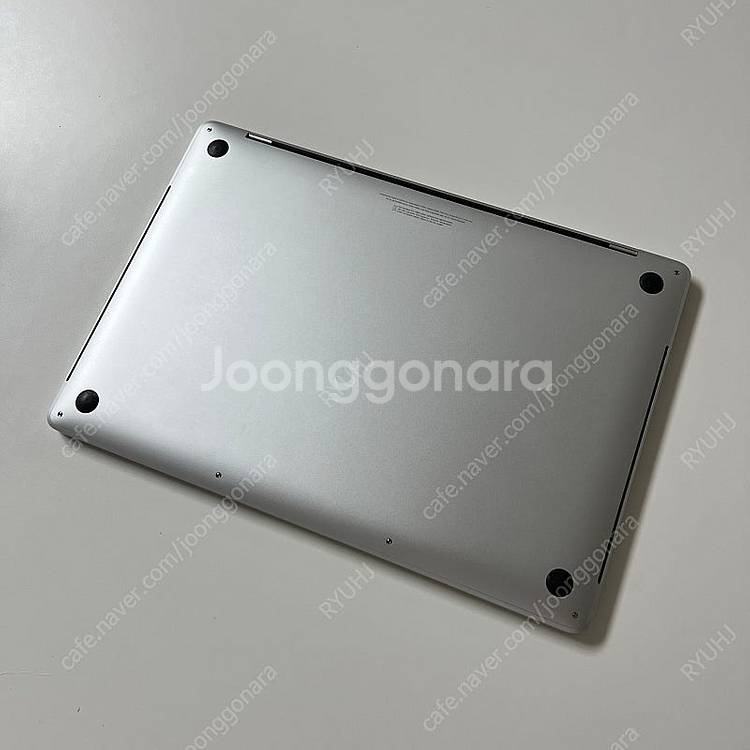 맥북 프로 2018 15인치 16GB 512기가--5