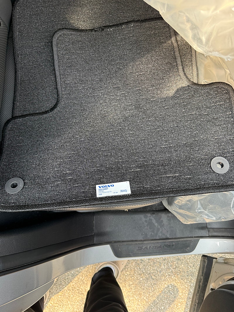 볼보XC60 정품 카매트