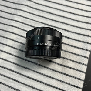 파나소닉 12-32mm 번들렌즈(블랙)판매합니다.