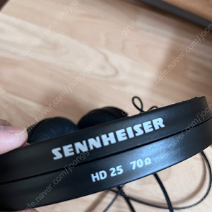젠하이저 hd25 헤드폰