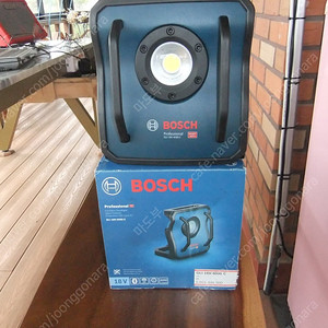 보쉬랜턴( 프로페셔날 GLI 18V - 4000 C)