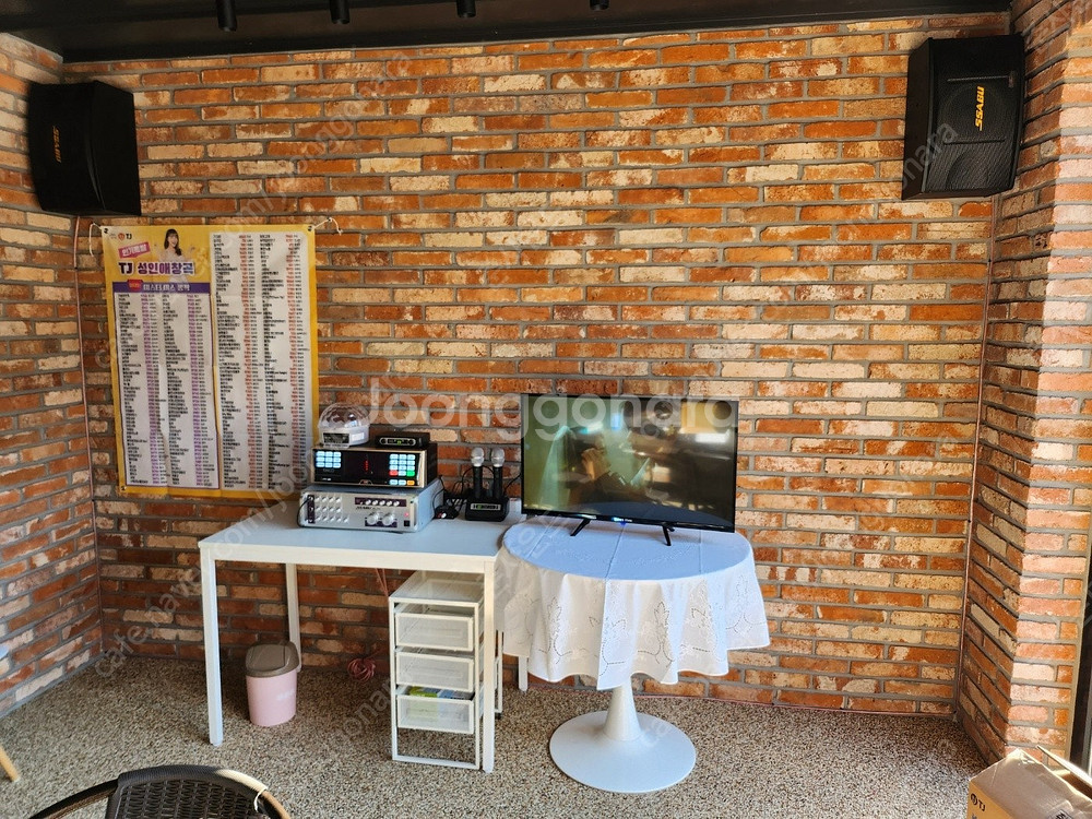 (선물추천)선반식 노래방기계 세트 판매합니다.--1