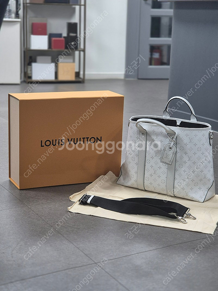 급처 루이비통 카바스 위켄드 도트백 팝니다--0