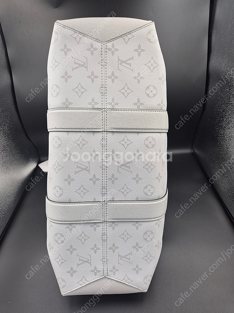 급처 루이비통 카바스 위켄드 도트백 팝니다--8