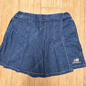 뉴발란스키즈 치마바지140