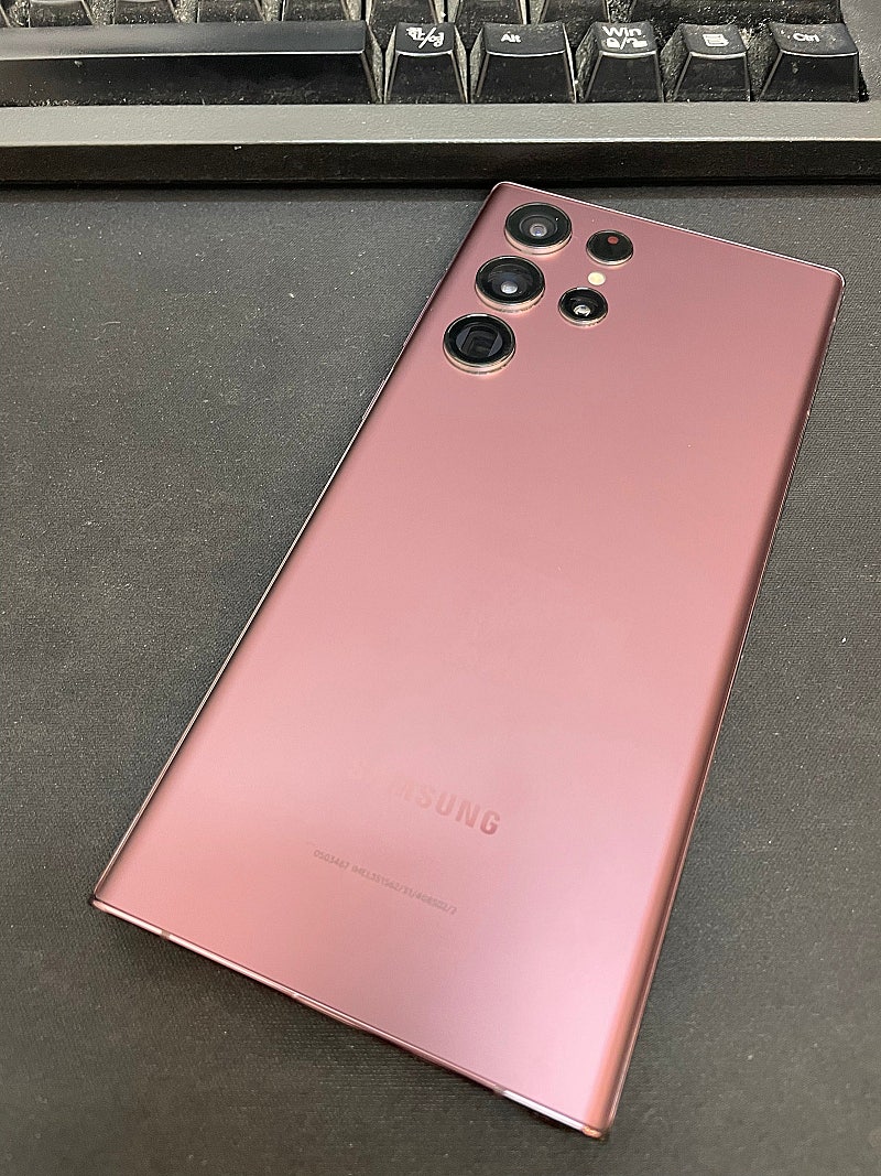 갤럭시S22울트라 256GB 버건디 무잔상 상태좋은 중...--0