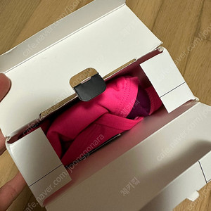 나이키 하이퍼핑크 컷아웃 28