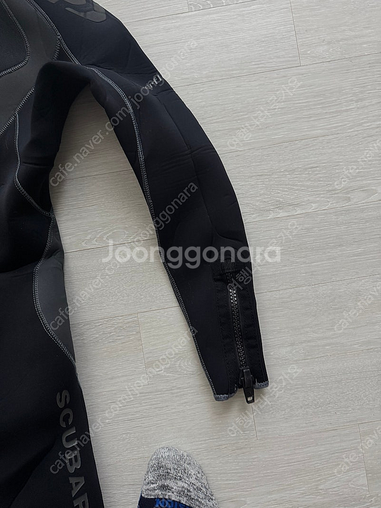 SCUBAPRO 스킨스쿠버 슈츠 M50 팝니다--5