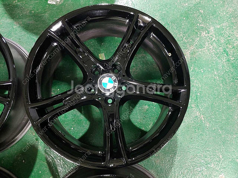 20인치 BMW 블랙도장휠--2