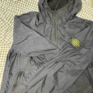 스톤아일랜드 크링클랩스 바람막이 23ss m