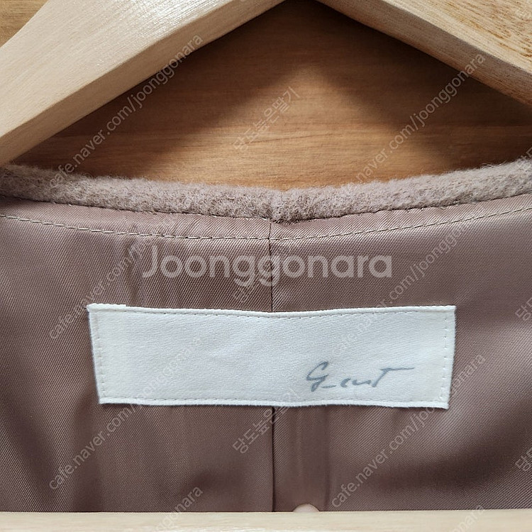 지컷 여성 핸드메이드 울 자켓 55사이즈(캐시미어함유)--2
